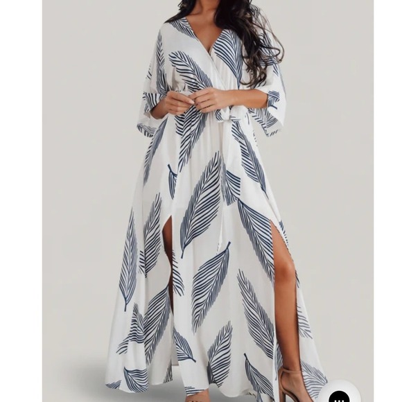 Baltic Born Dresses & Skirts - Baltic Born Corinth White Blue Palm Leaf Print Maxi Dress Kimono Sleeve Large